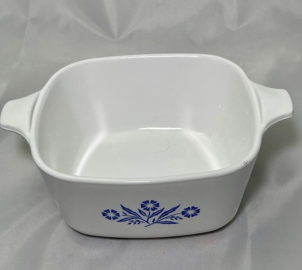 Corning ware Blue Cornflower P-43-B Dish 2 3/4 Cup